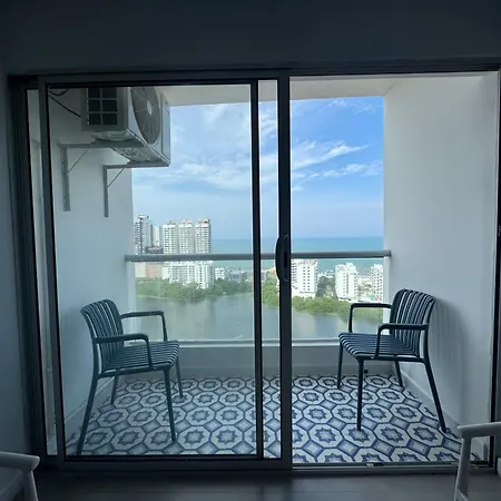 Oasis Vista Al Mar